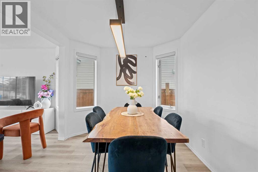 146 Erin Road SE