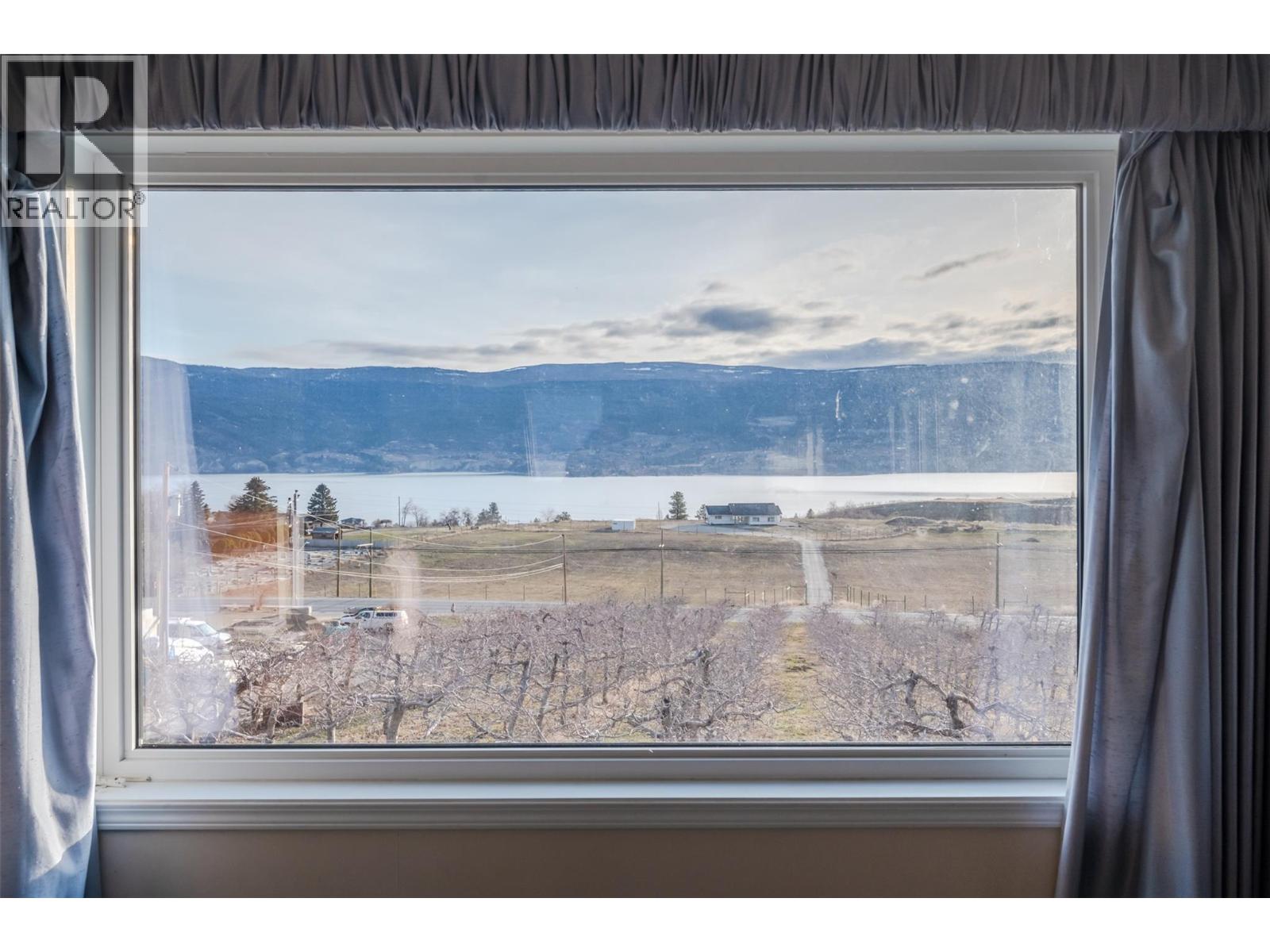 9800 Giants Head Road