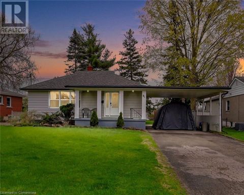84 FAIRVIEW Drive Brantford ON N3R2W9
