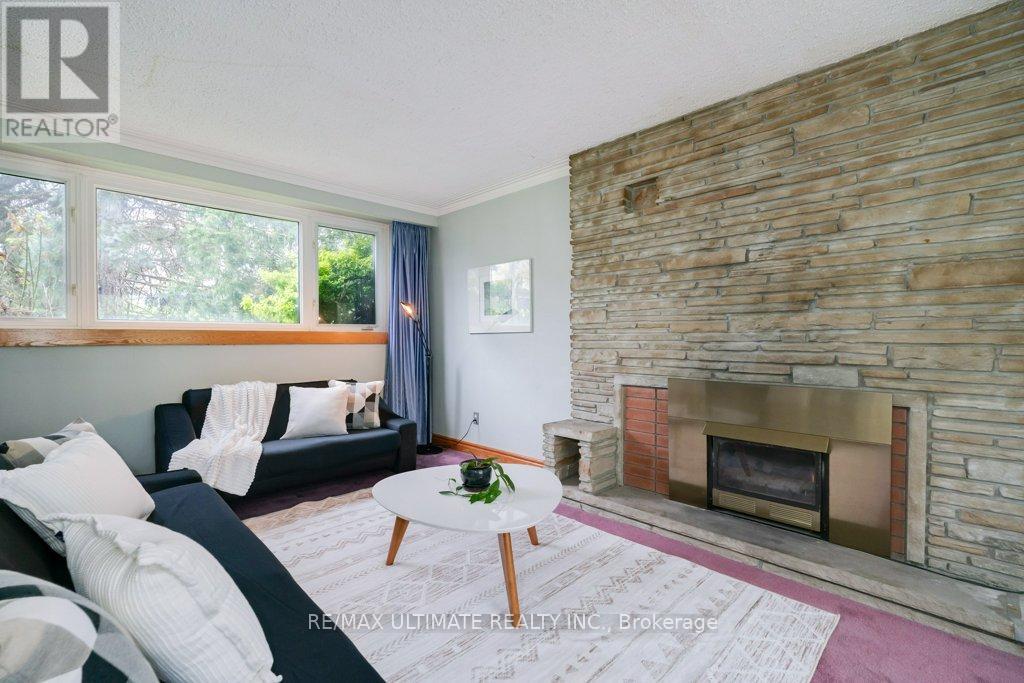26 GRACEFIELD AVENUE