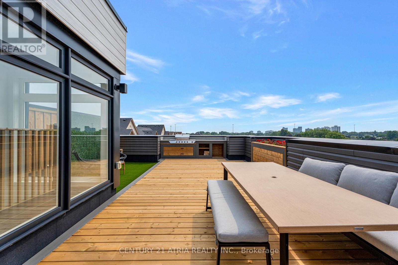 10 - 188 ANGUS DRIVE