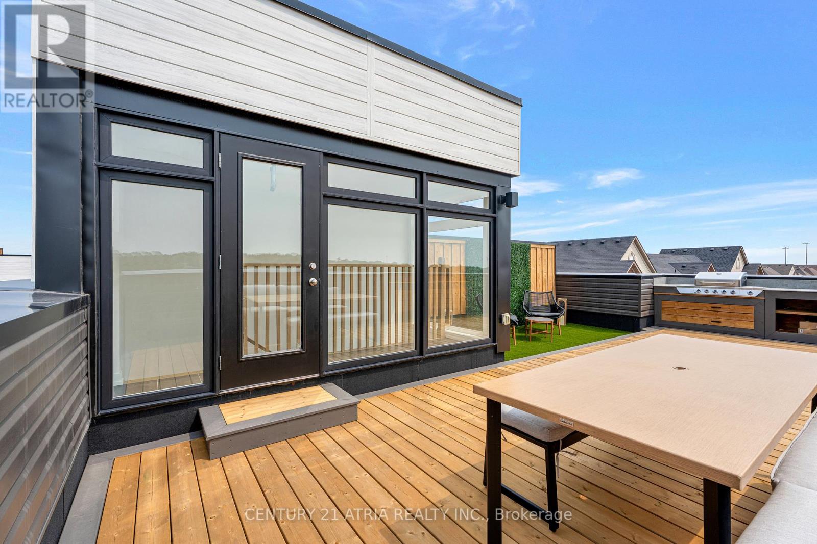10 - 188 ANGUS DRIVE