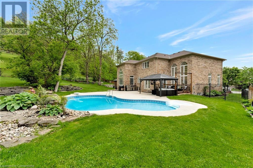 32 BERRY PATCH Lane