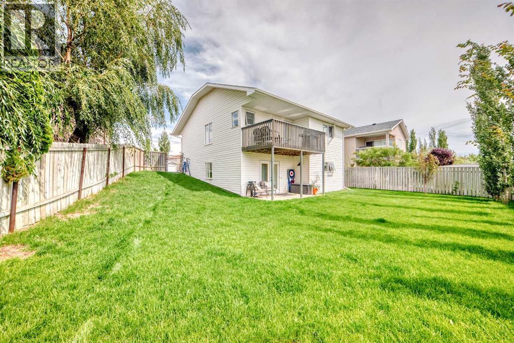 257 Heritage Crescent W