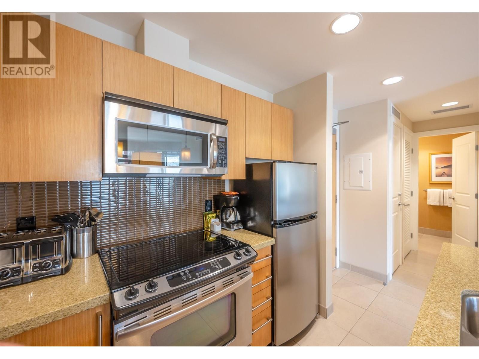 15 Park Place Unit# 437