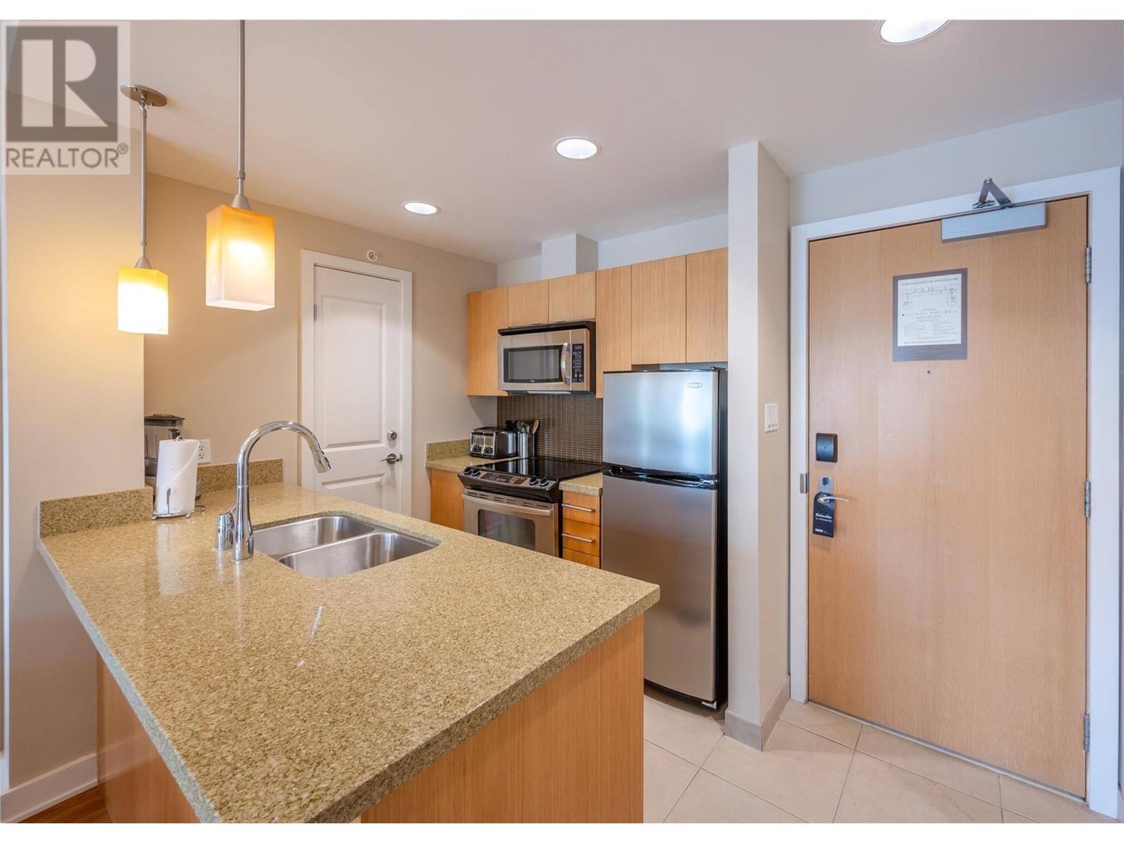 15 Park Place Unit# 437