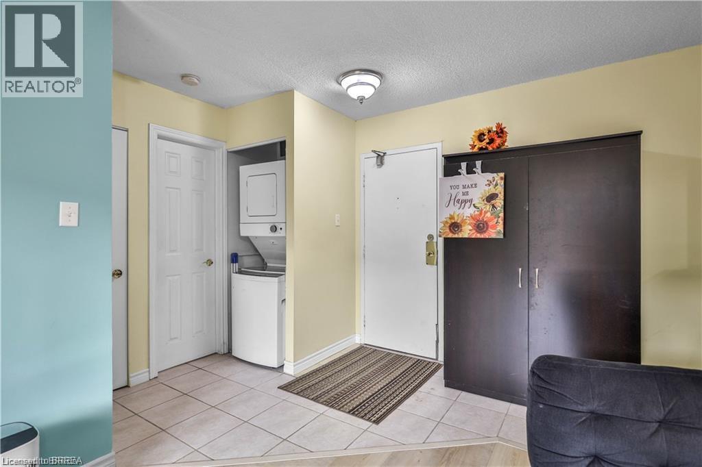 793 COLBORNE Street E Unit# 104