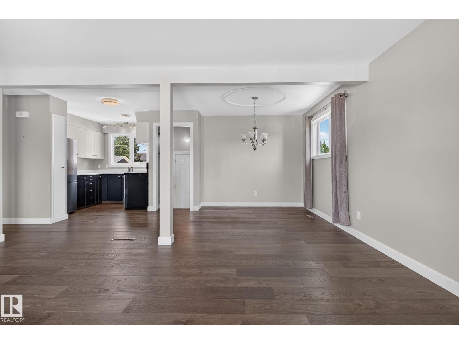 6704 94A AV NW