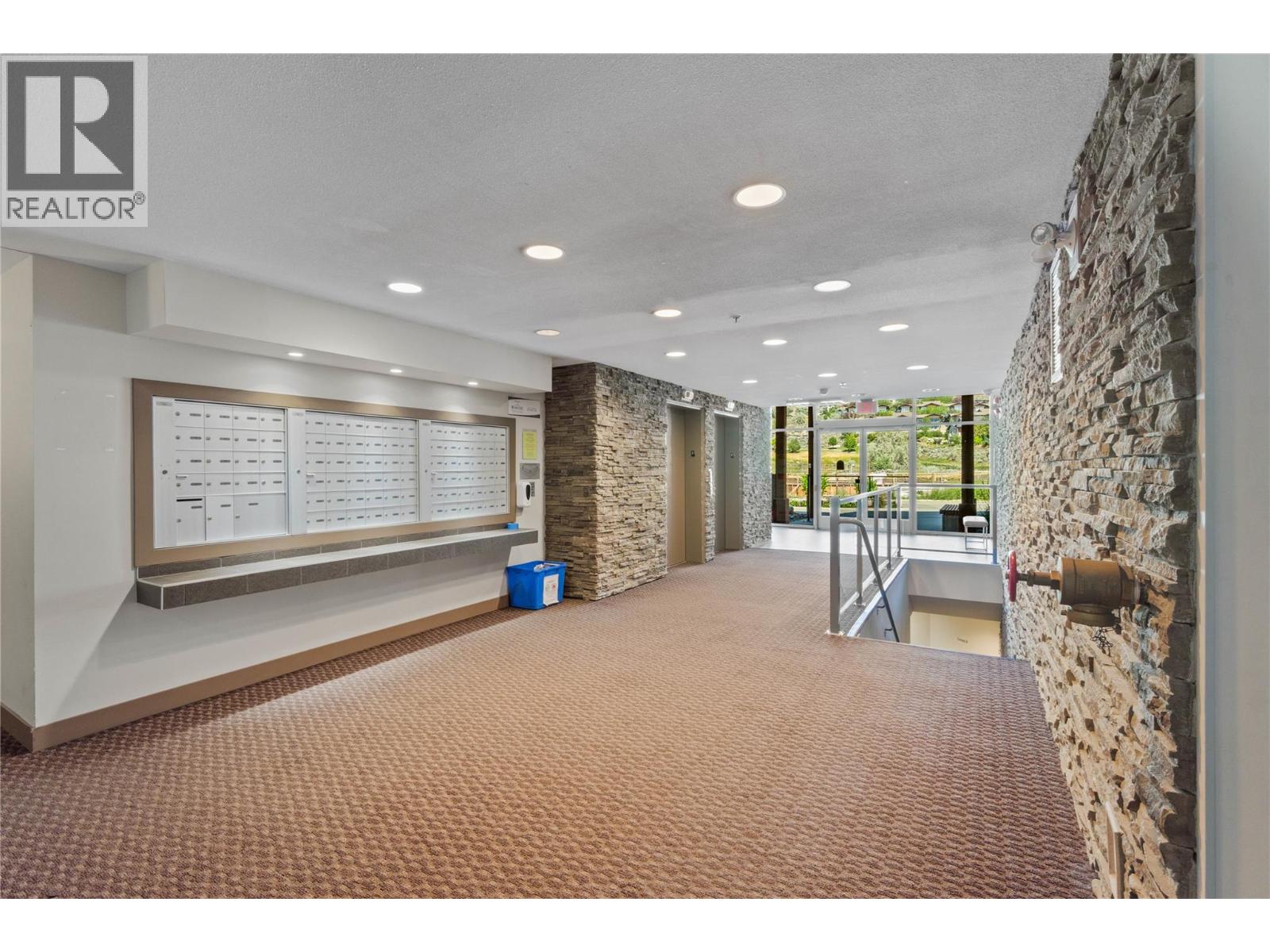 1040 TALASA Court Unit# 3403