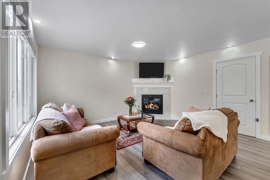71 Kinlea Link NW