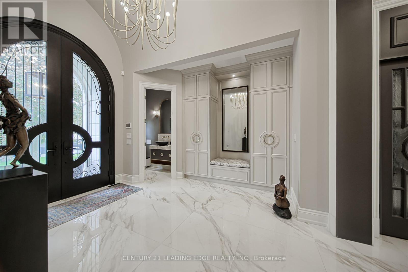 9 SANDPIPER COURT