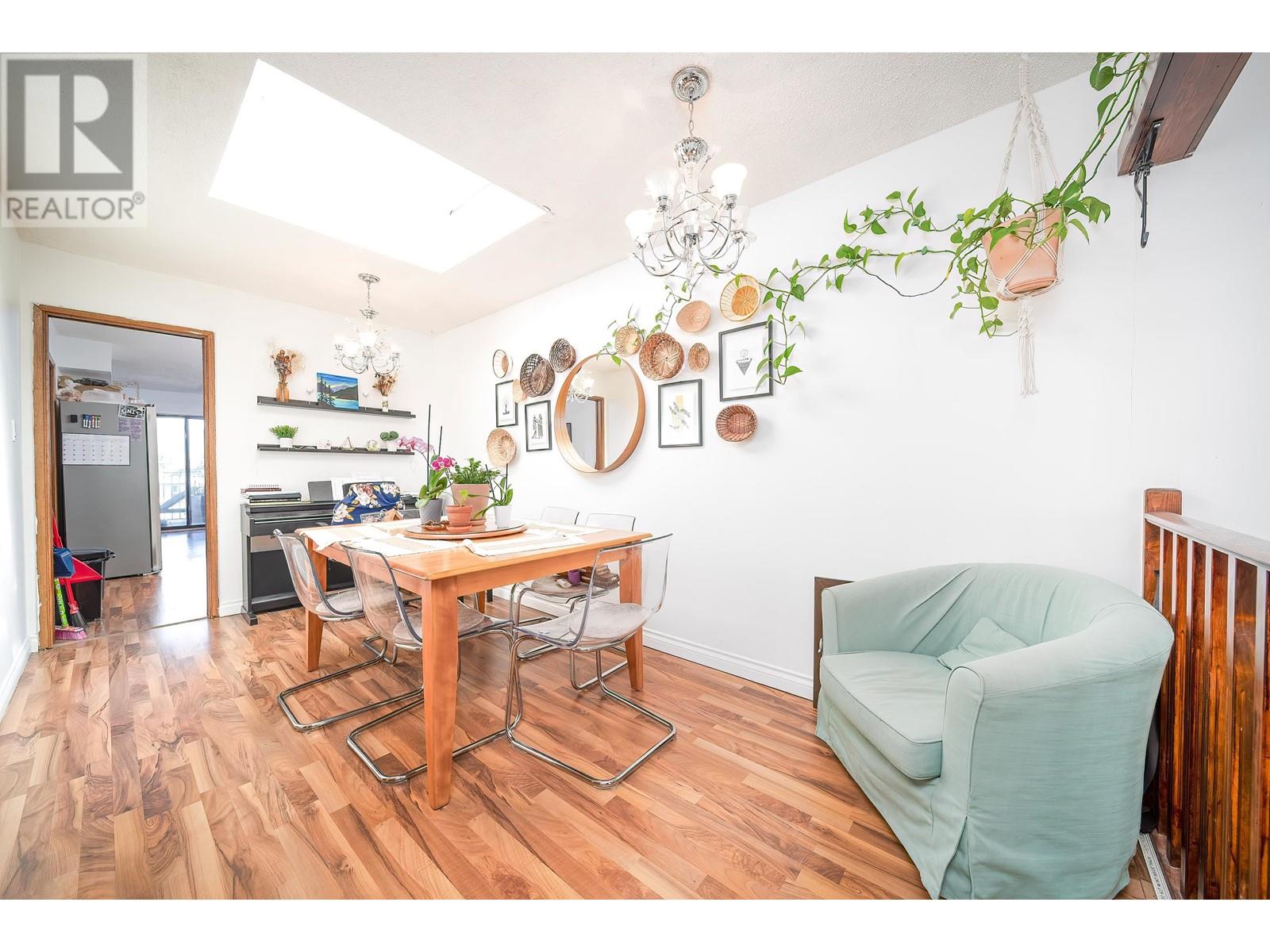 2275 PANDORA STREET