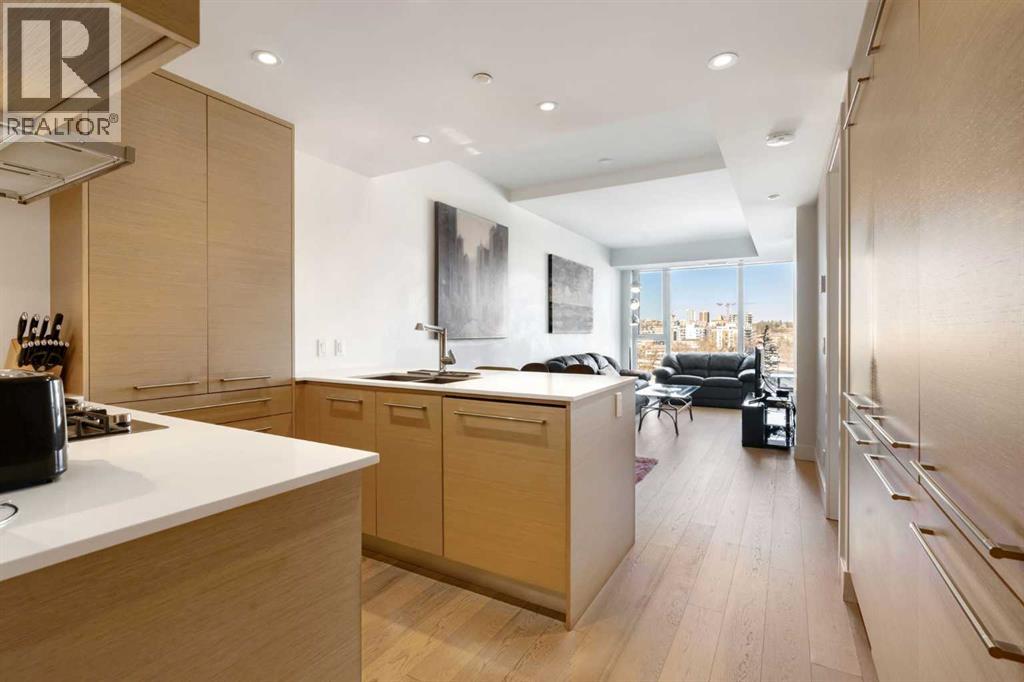 705, 1025 5 Avenue SW