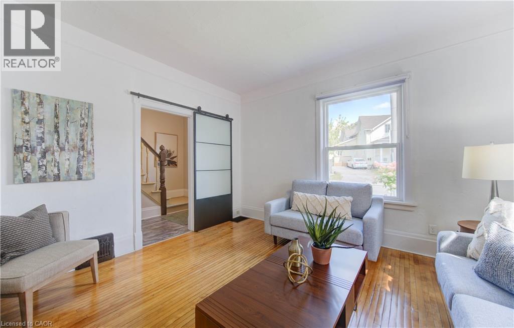 229 LANCASTER Street E