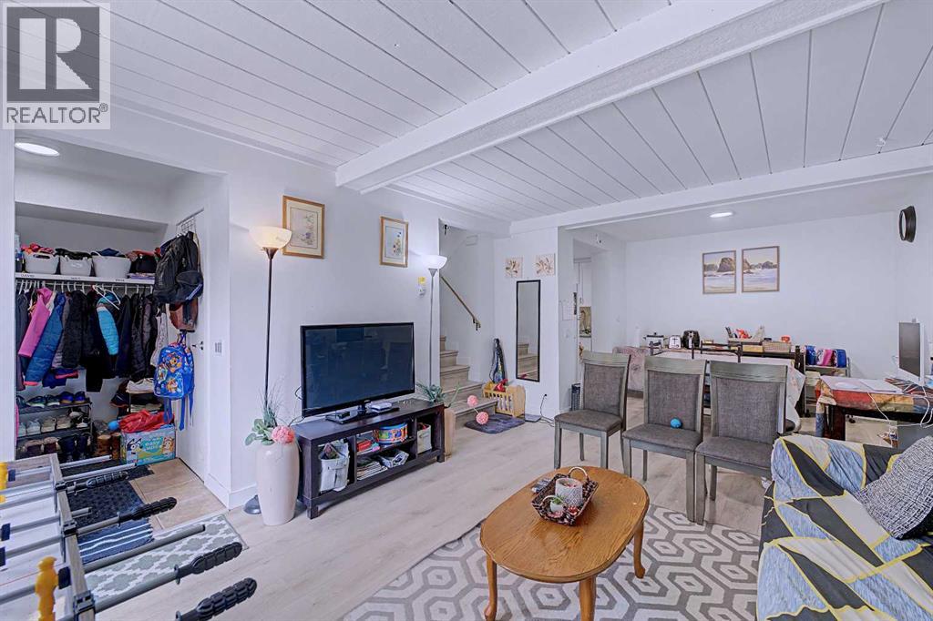 317, 5404 10 Avenue SE