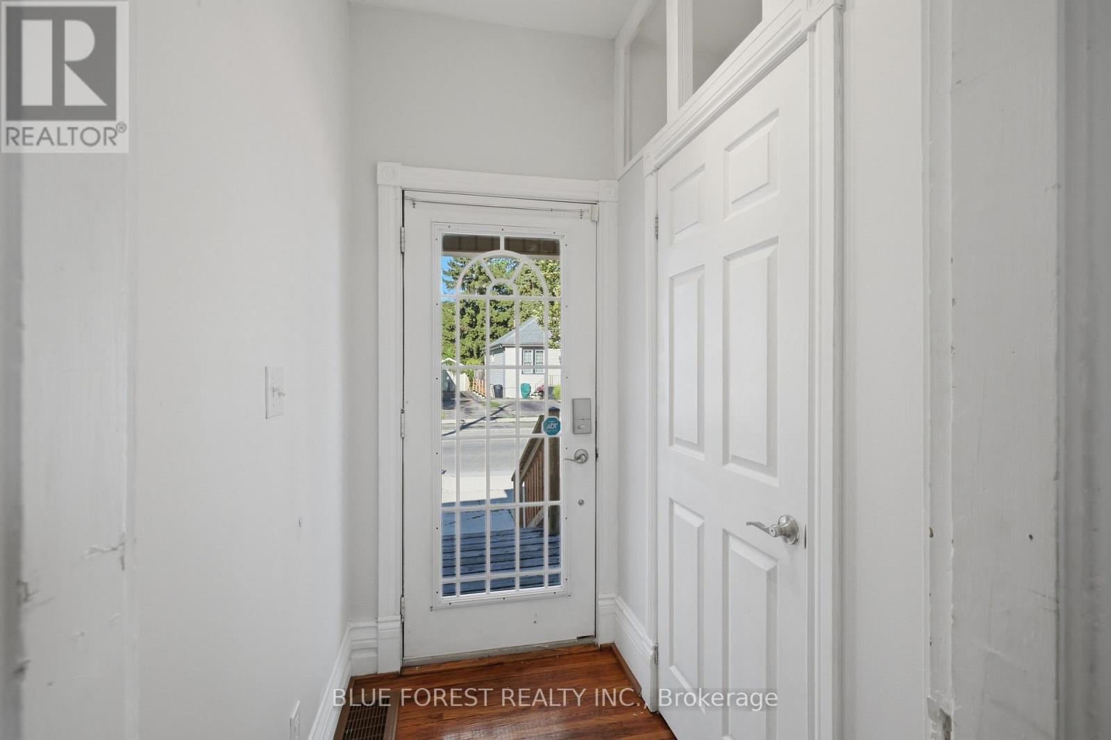764 CURRY STREET