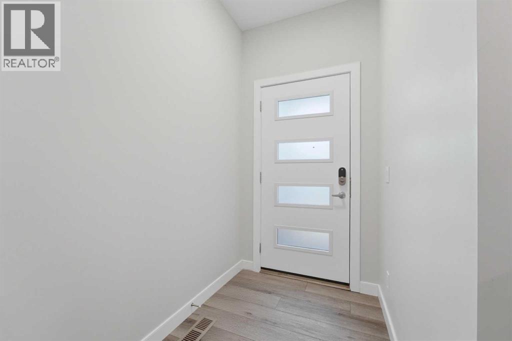 30 Belmont Crescent SW