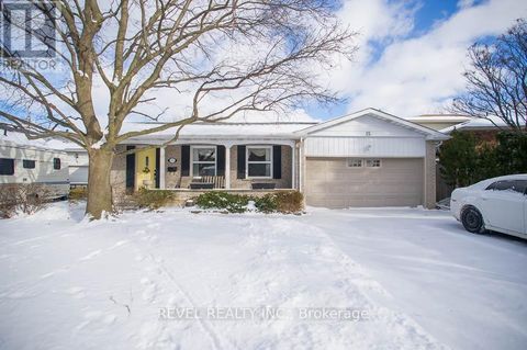 15 BURDOCK BOULEVARD Brantford ON N3R6B5