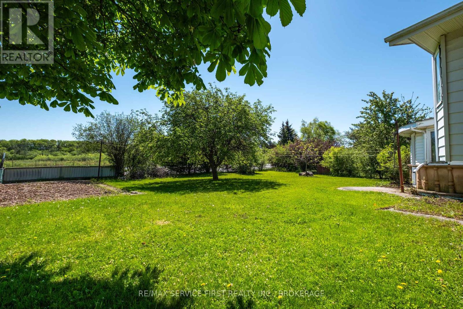156 INVERNESS CRESCENT