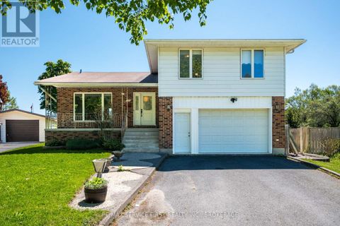156 INVERNESS CRESCENT Kingston (West of Sir John A. Blvd) ON K7M6N7