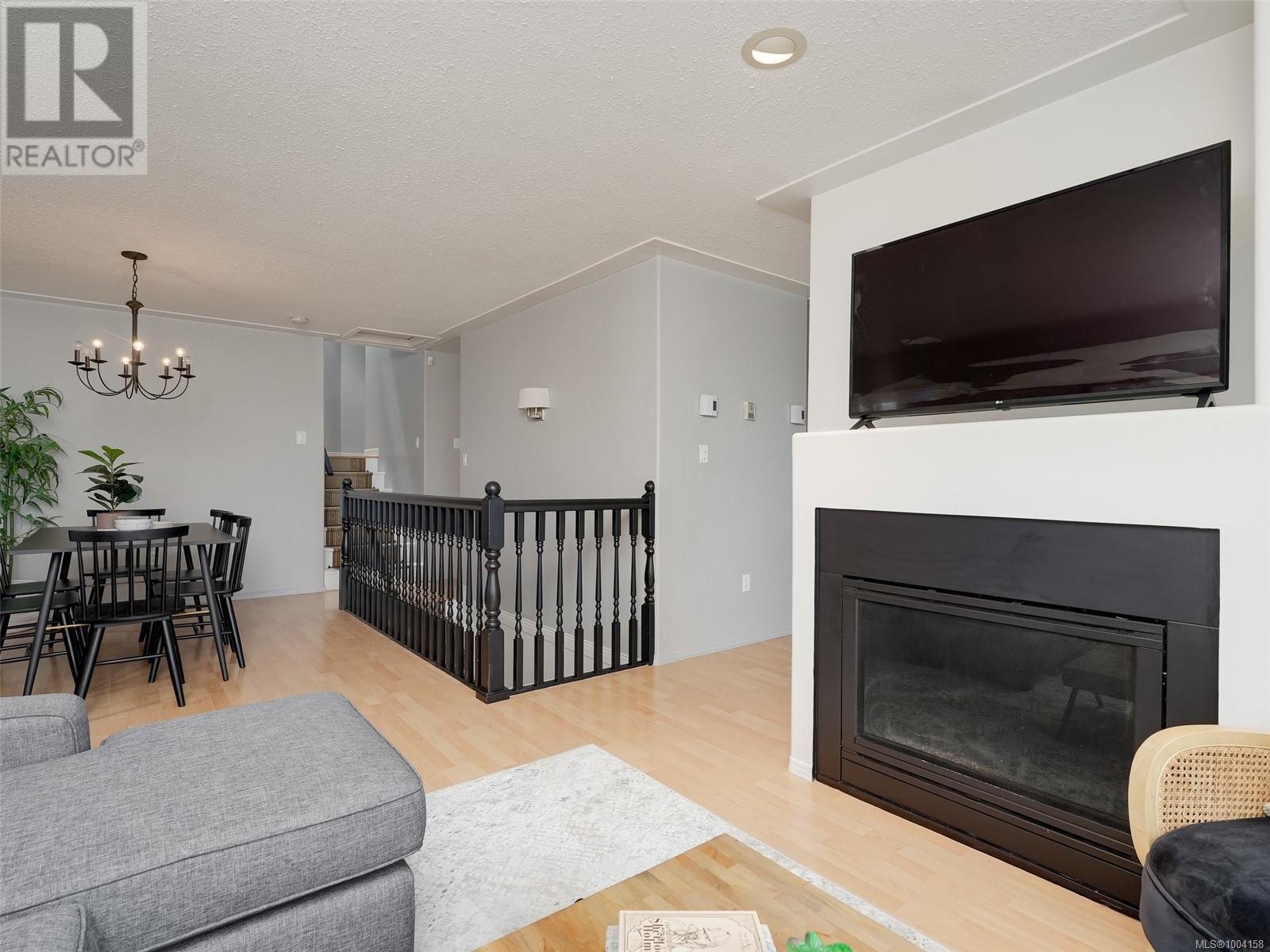 955 Falmouth Rd