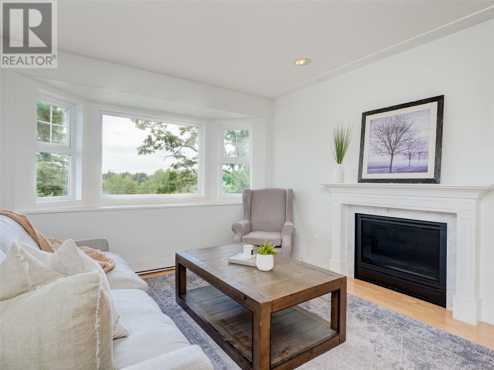 955 Falmouth Rd