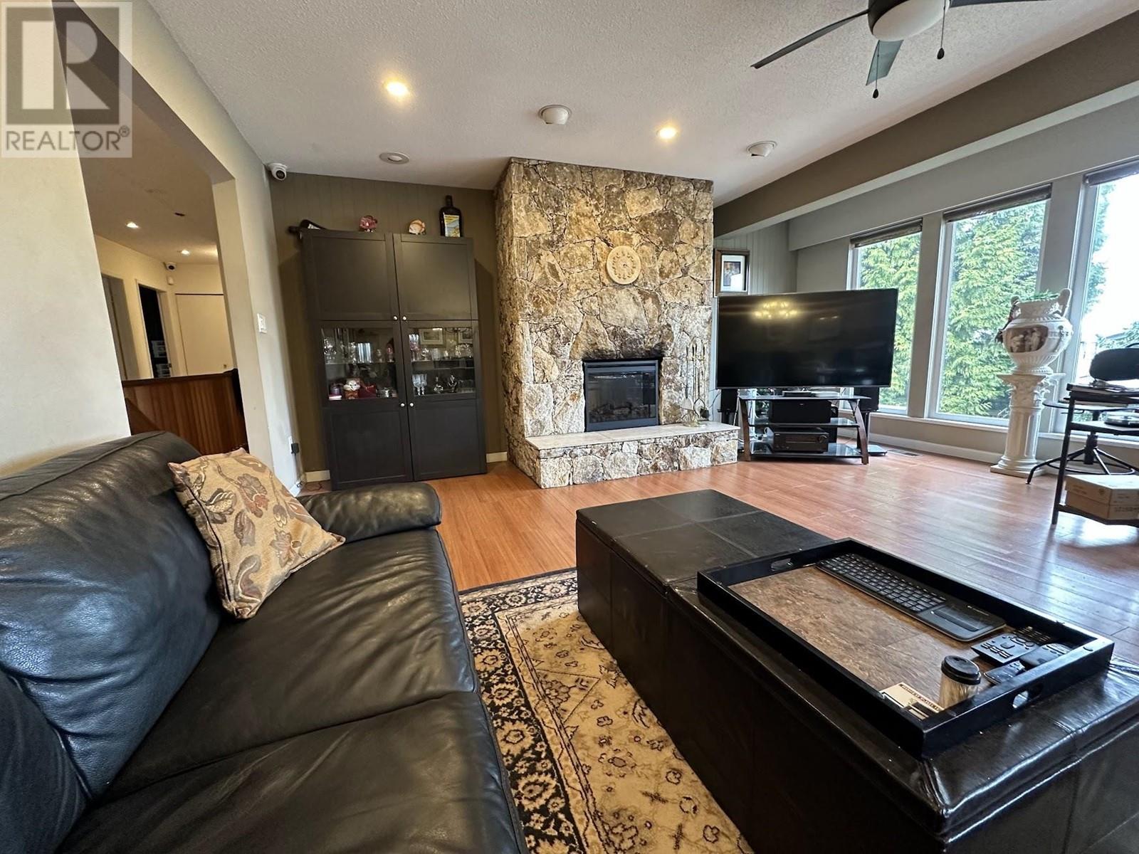 7879 WELSLEY DRIVE