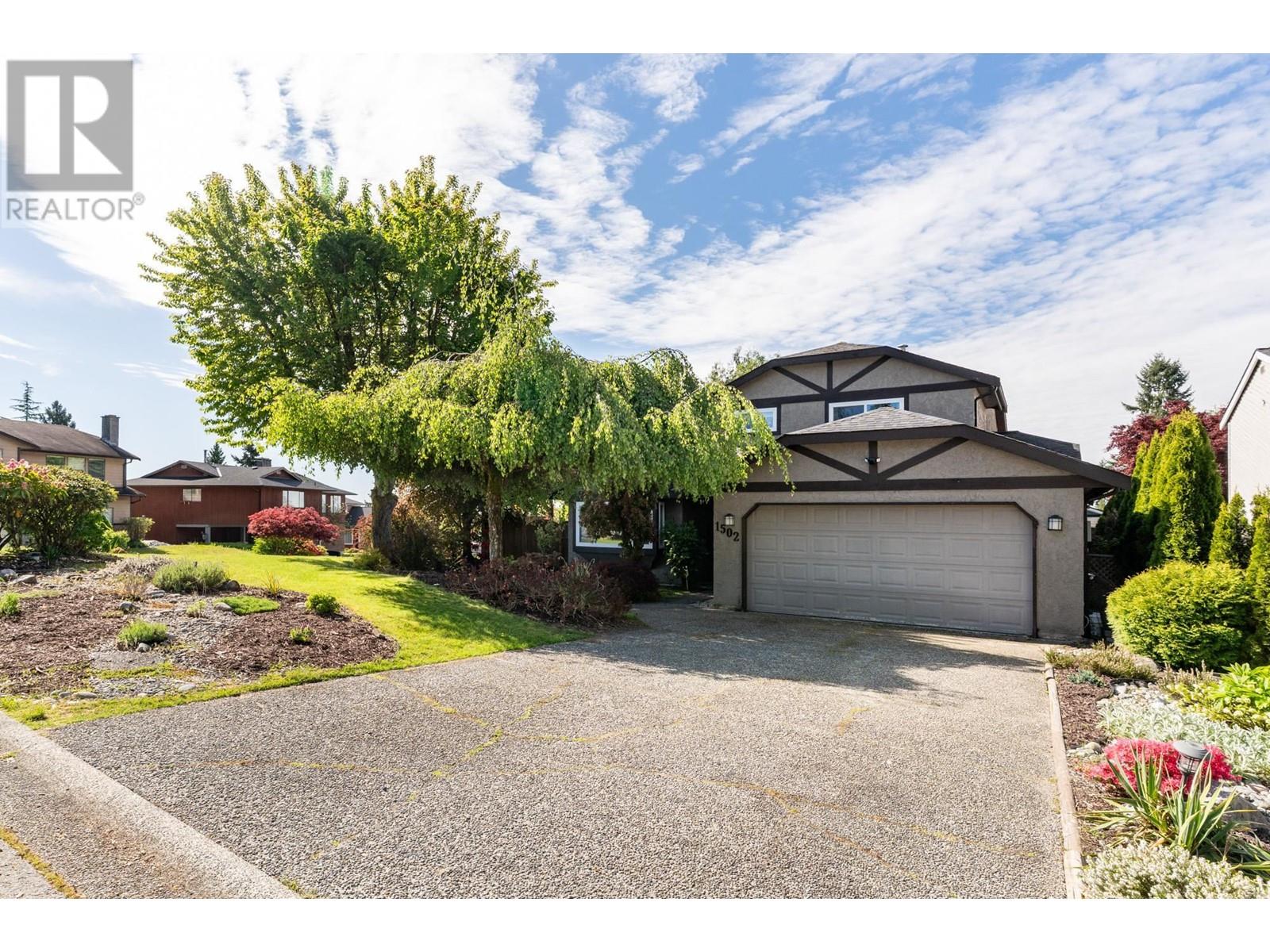 1502 FERNWOOD PLACE