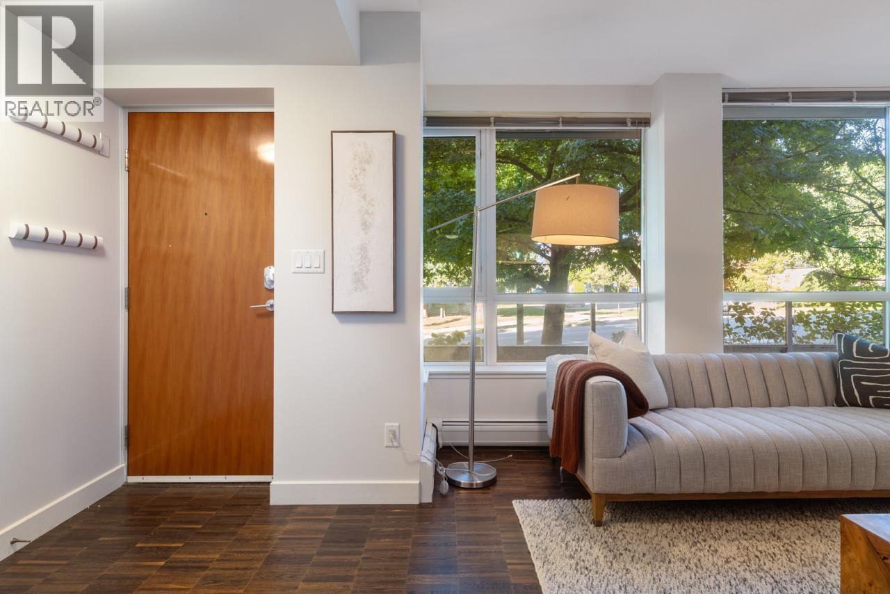 188 CHESTERFIELD AVENUE