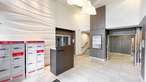 2205 13303 CENTRAL AVENUE Surrey BC V3T0K6