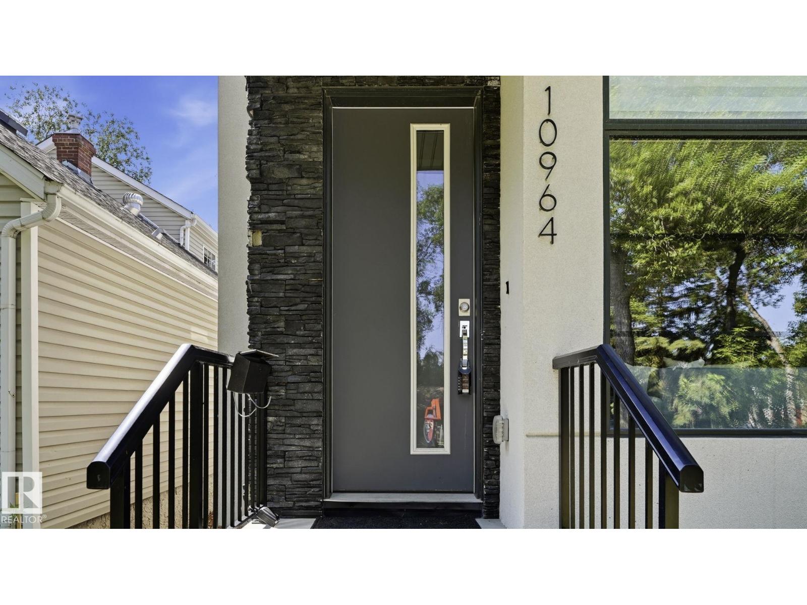 10964 123 ST NW