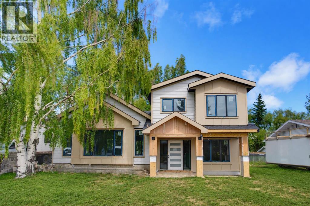 3375 Breton Close NW
