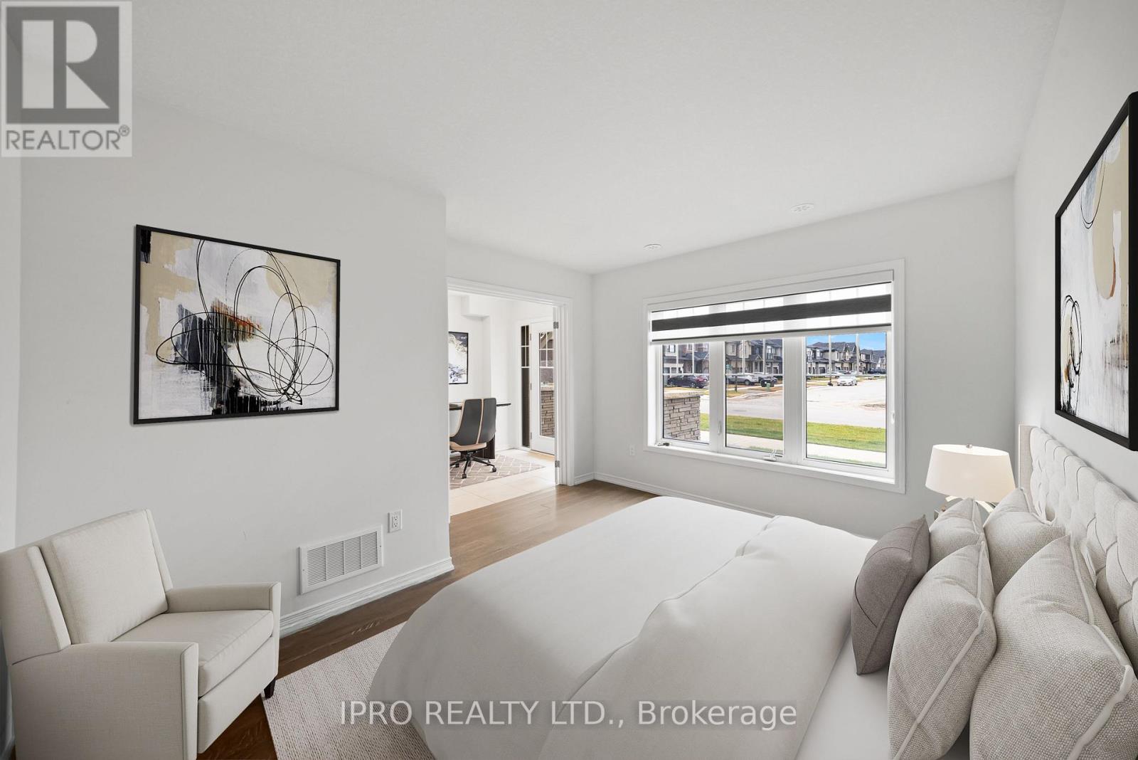 24 BEE CRESCENT