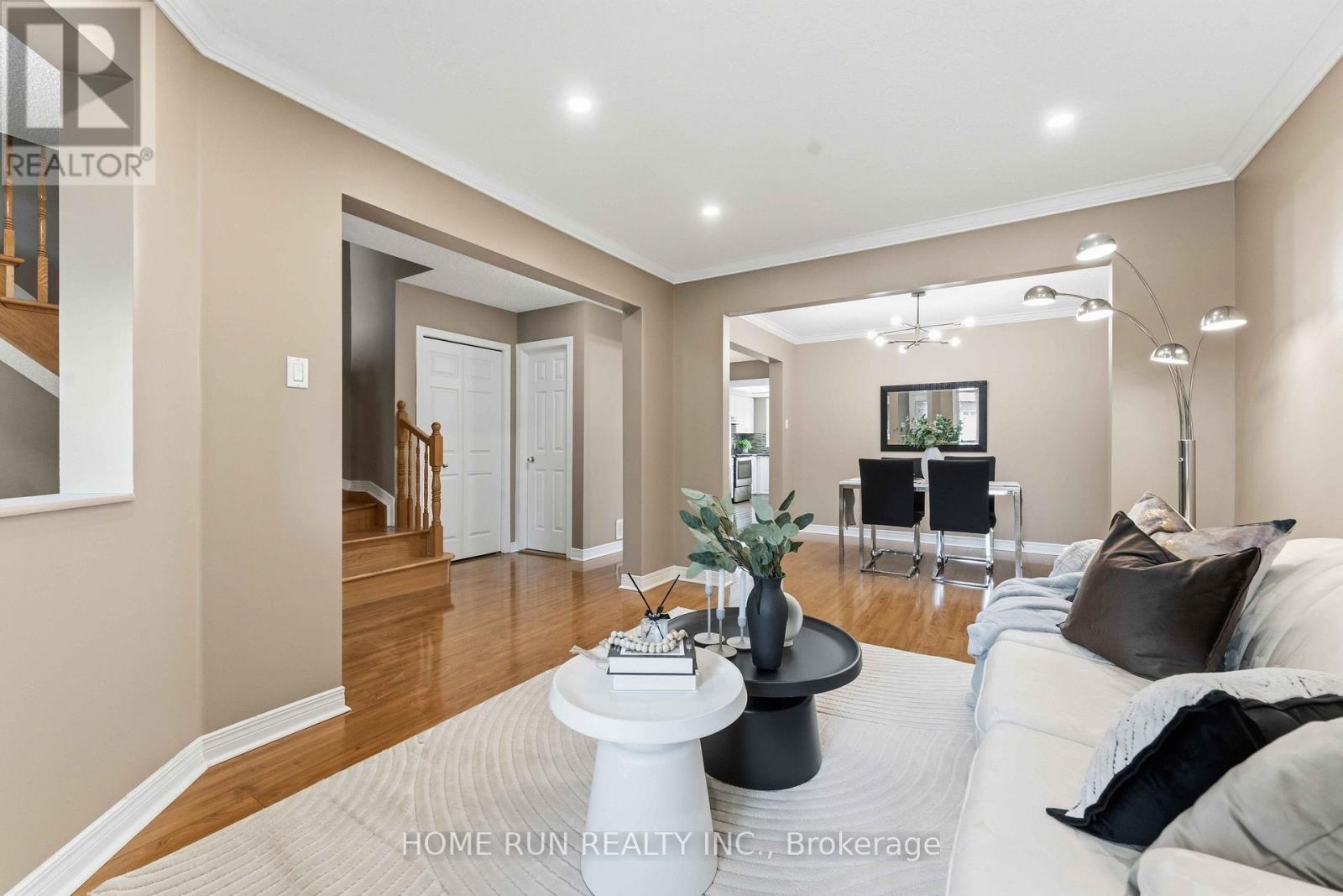 82 WESTPOINTE CRESCENT