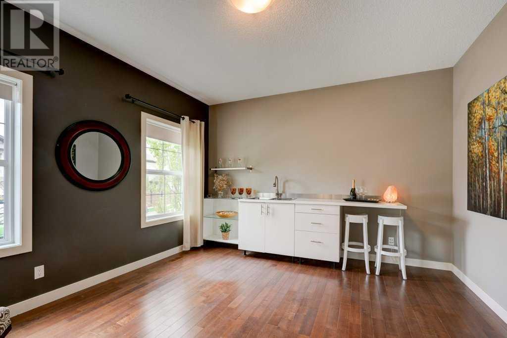 147 Elgin Meadows Way SE