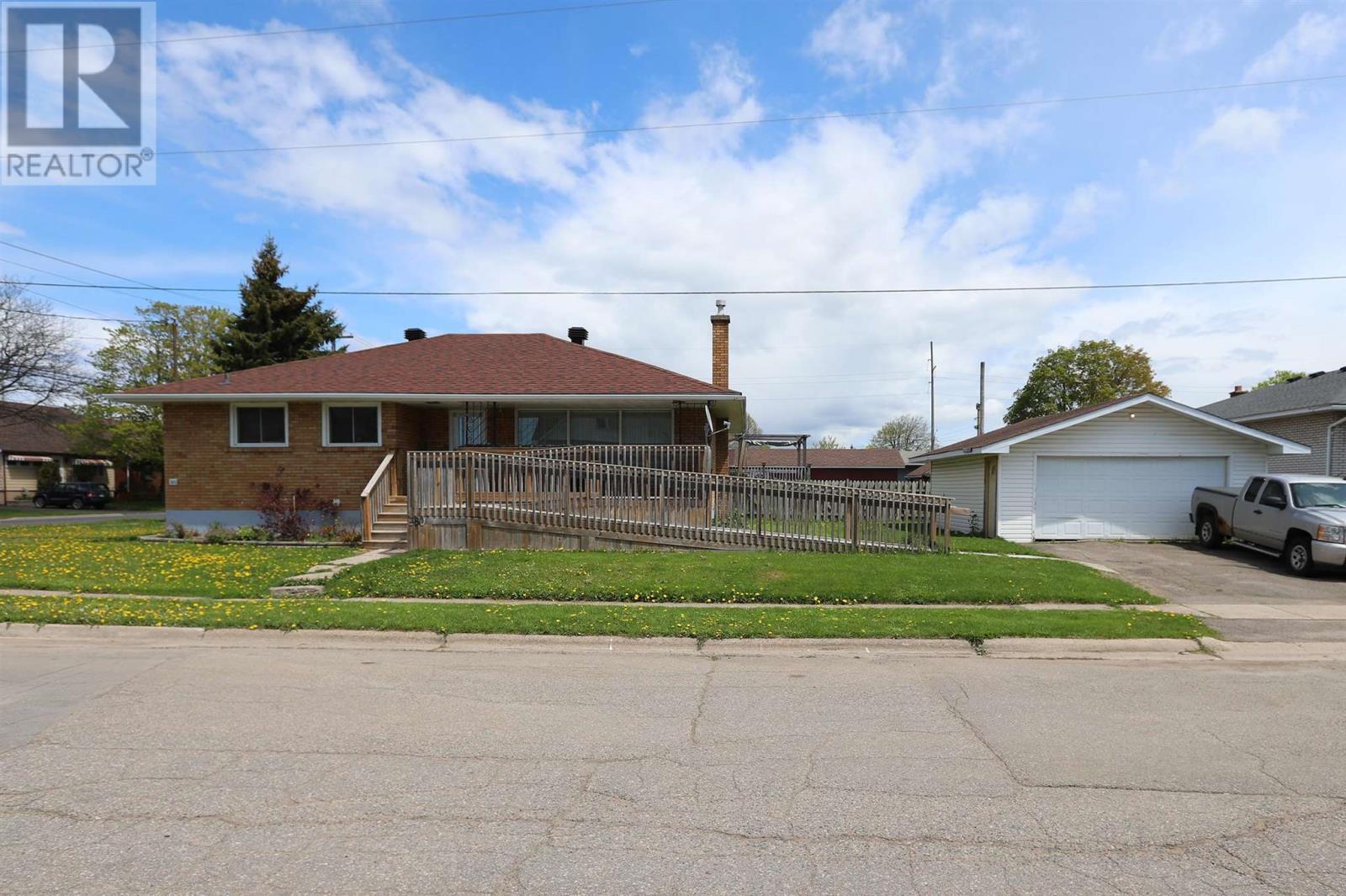 Homes for Sale Sault Ste. Marie 380 Seventh AVE
