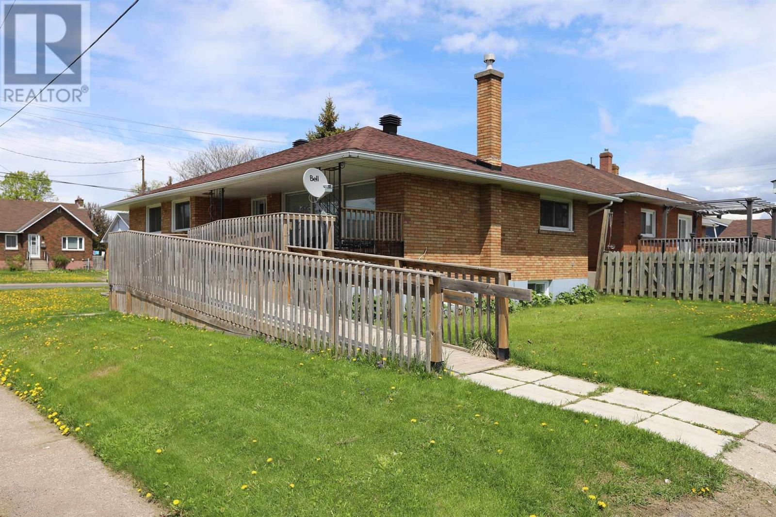 Homes for Sale Sault Ste. Marie 380 Seventh AVE
