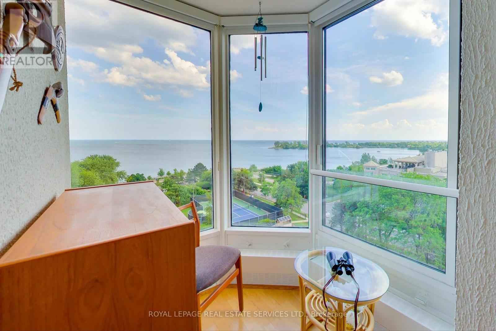 904 - 2045 LAKE SHORE BOULEVARD W
