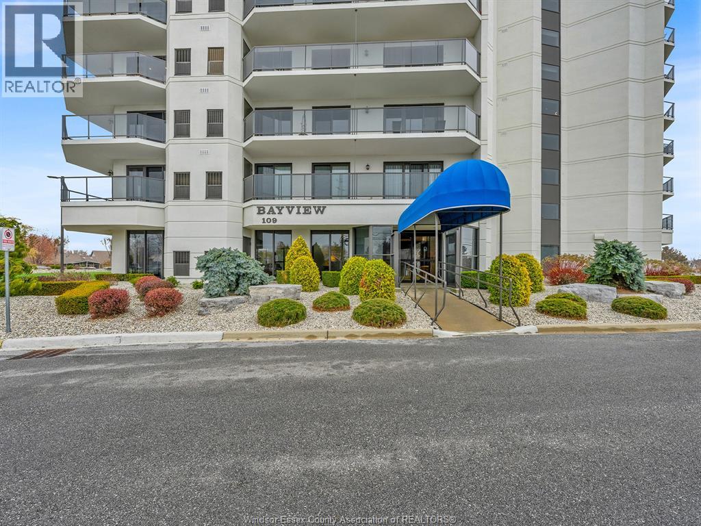 109 Robson ROAD Unit# 201