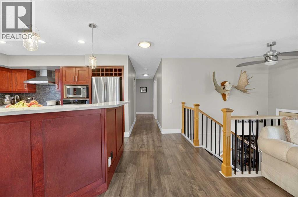 35 Queen Isabella Close SE