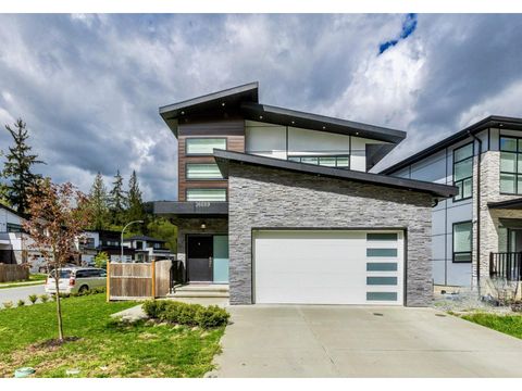 36689 DIANNE BROOK AVENUE Abbotsford BC V3G0H4