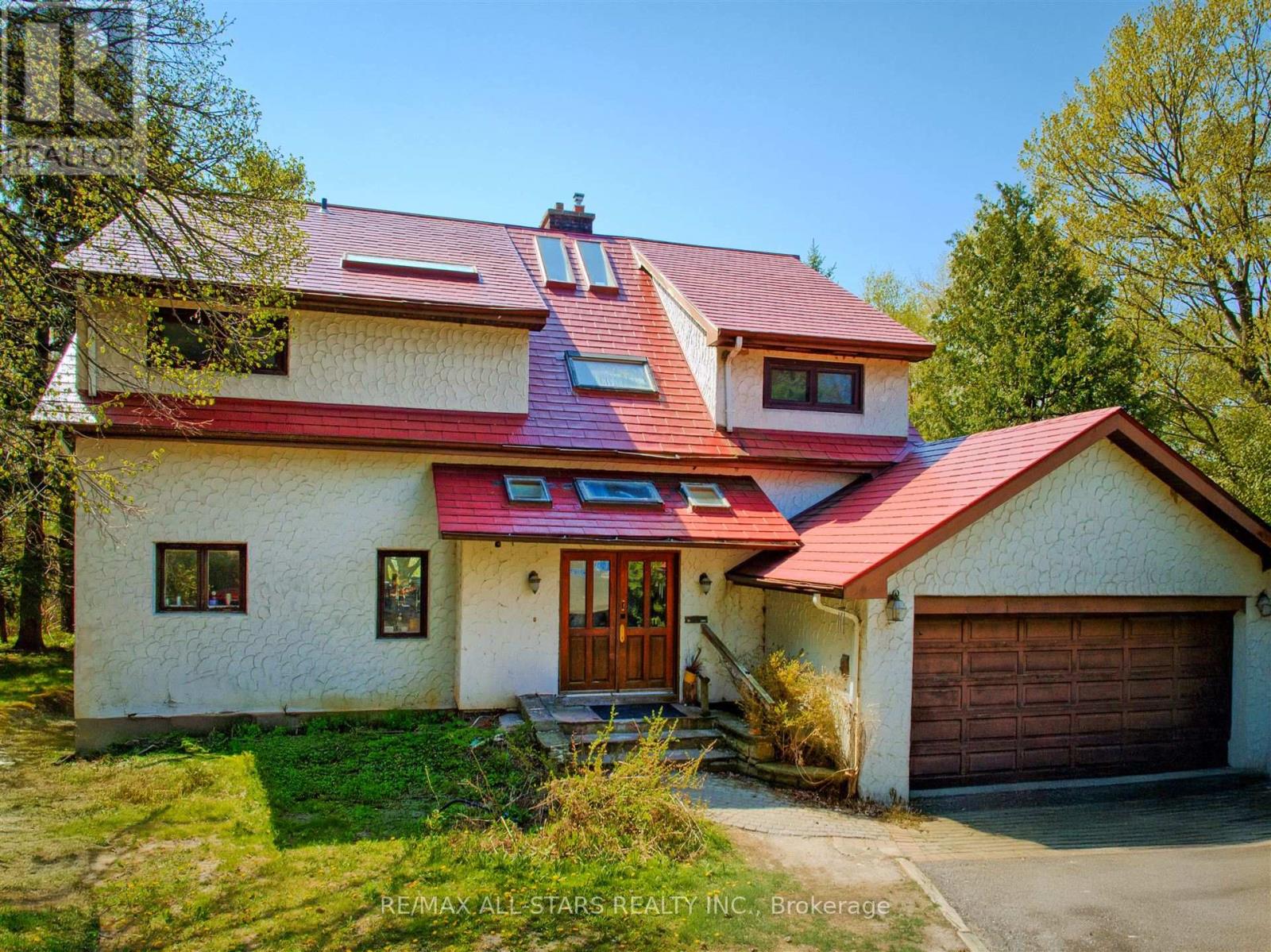 33 BELLEHAVEN CRESCENT