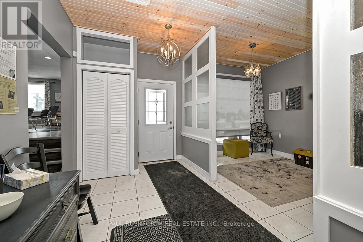 2054 ST. JOSEPH BOULEVARD