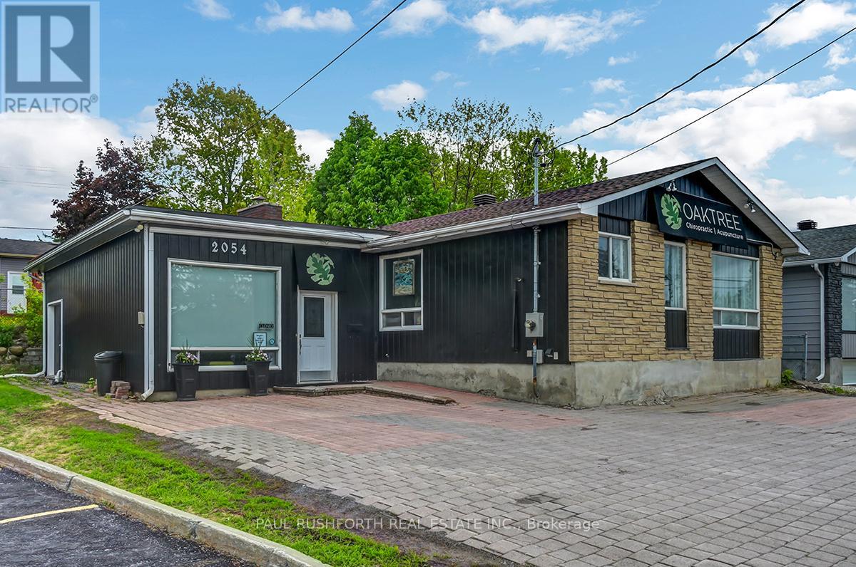 2054 ST. JOSEPH BOULEVARD