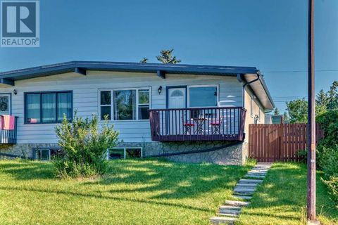 6226 Beaver Dam Way NE Calgary AB T2K3W7