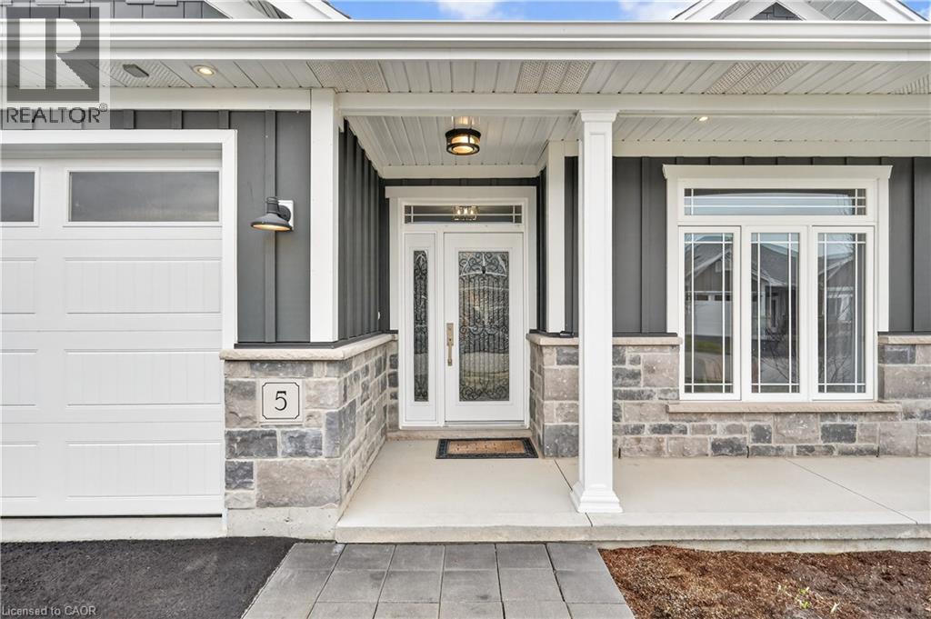 740 MAIN Street E Unit# 5