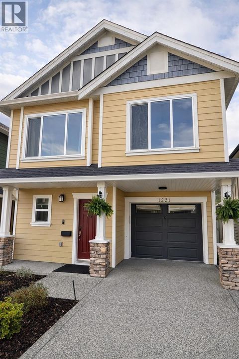 1221 Parkdale Creek Gdns Langford BC V9B4G9