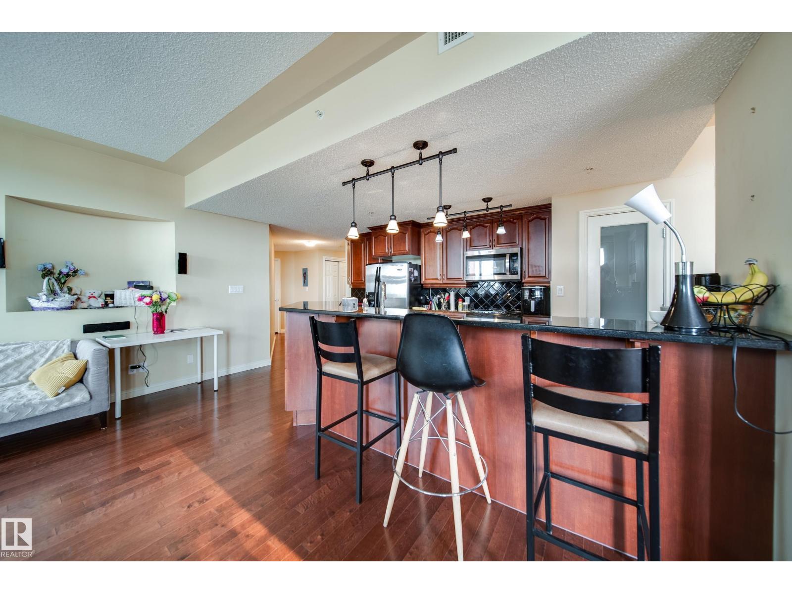 #1301 9020 JASPER AV NW