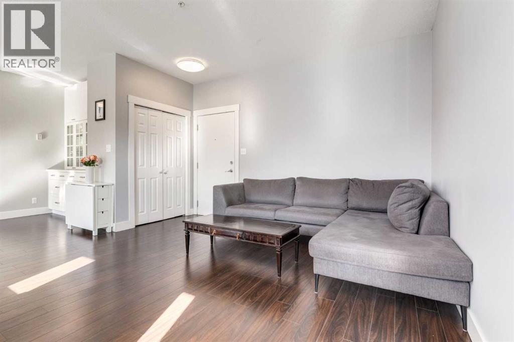 201, 3501 15 Street SW