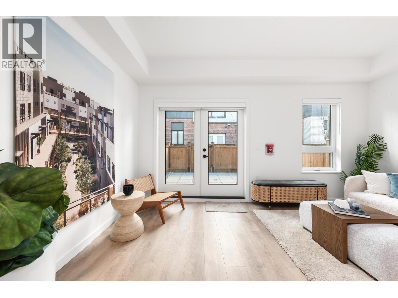 135 535 E 2ND STREET